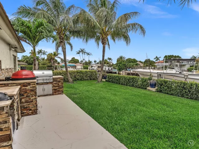 3-bedroom home for sale in Deerfield Beach - 1525 SE 12th Street - MondialRealty