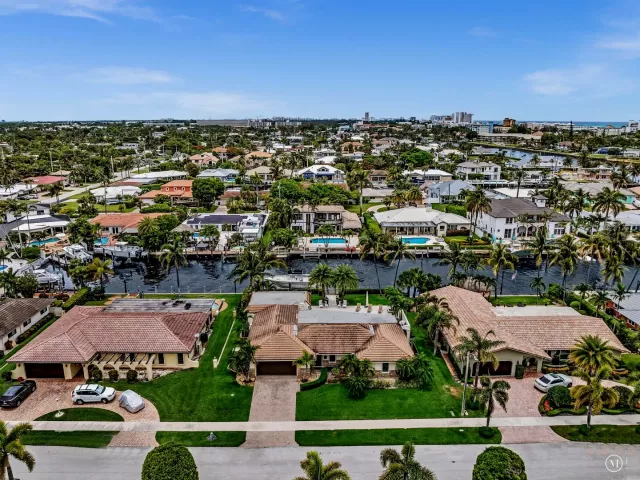 3-bedroom home for sale in Deerfield Beach - 1525 SE 12th Street - MondialRealty