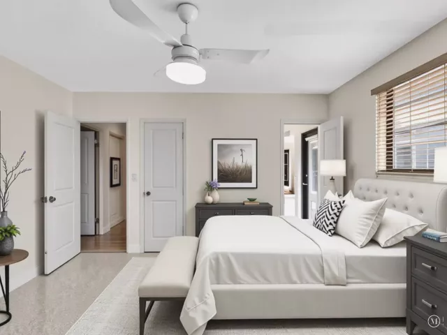 5-bedroom home for sale in Miami - 19321 NE 18th Place - MondialRealty