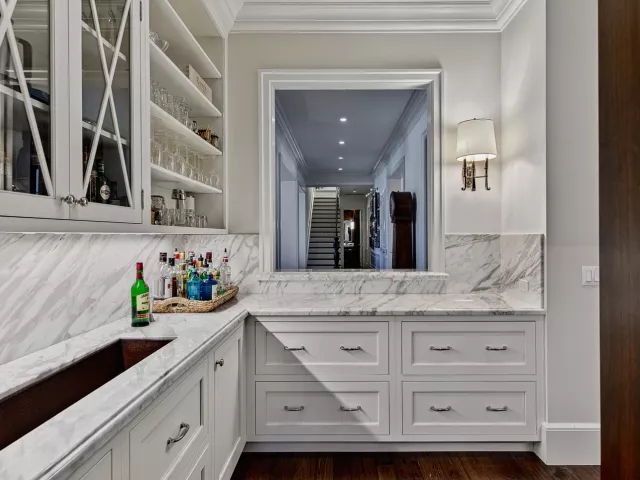 5-bedroom home for sale in Fort Lauderdale - 1719 SE 10th Street - MondialRealty