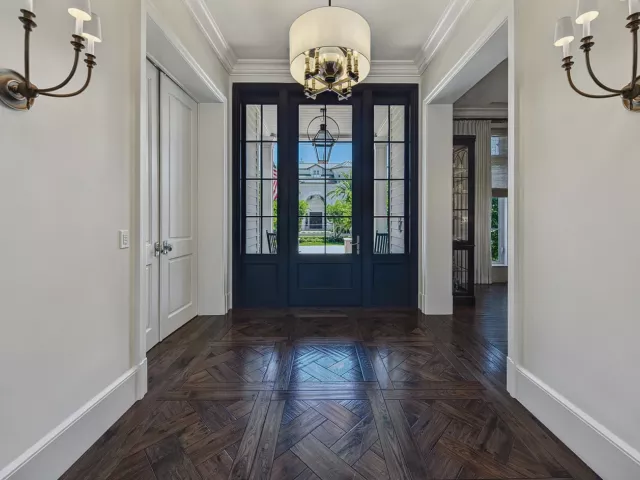 5-bedroom home for sale in Fort Lauderdale - 1719 SE 10th Street - MondialRealty