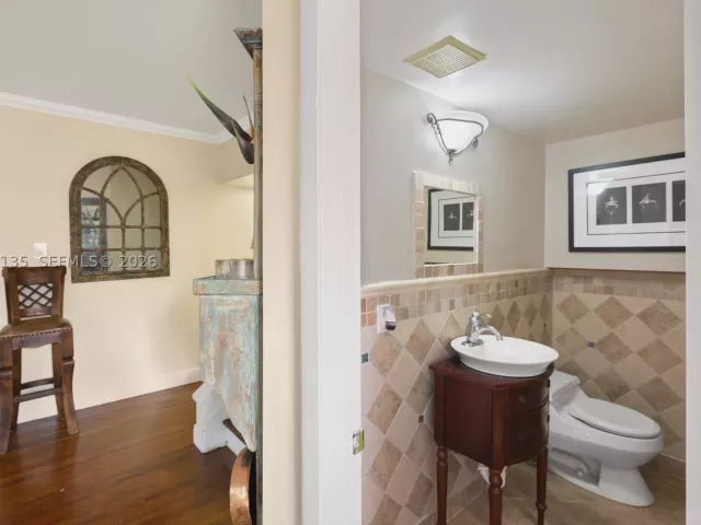 3-bedroom home for rent in Coral Gables - 6315 Maynada St - MondialRealty