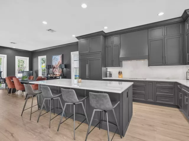 4-bedroom home for sale in Fort Lauderdale - 2021 SW 14th Terrace - MondialRealty