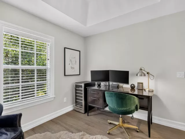 4-bedroom home for sale in Fort Lauderdale - 2021 SW 14th Terrace - MondialRealty