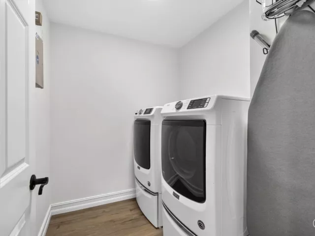 4-bedroom home for sale in Fort Lauderdale - 2021 SW 14th Terrace - MondialRealty