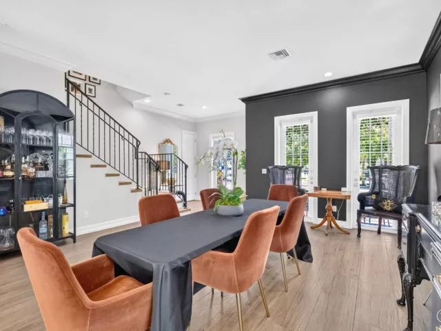 4-bedroom home for sale in Fort Lauderdale - 2021 SW 14th Terrace - MondialRealty