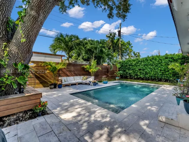 3-bedroom home for sale in Miami - 2220 SW 25th St - MondialRealty