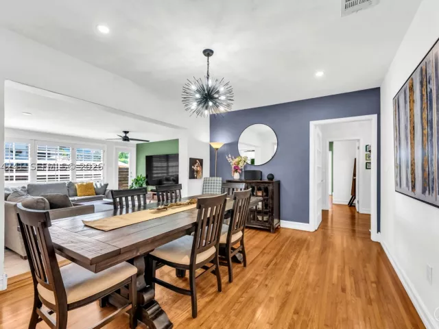 3-bedroom home for sale in Miami - 2220 SW 25th St - MondialRealty