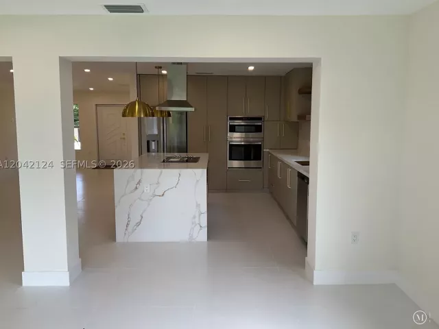 4-bedroom home for sale in Miami - 2315 NW 3rd St - MondialRealty