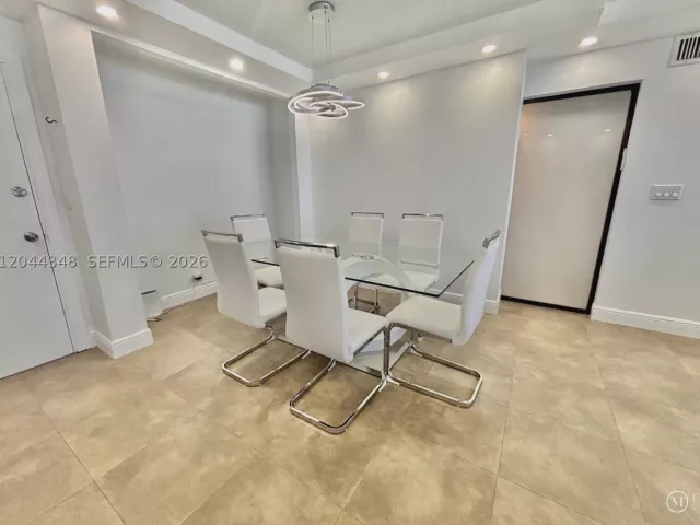 2-bedroom condo for rent in Hallandale Beach - 2030 S Ocean Dr 423 - MondialRealty