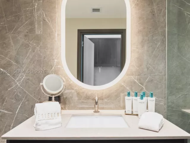 condo for sale in Miami - 20 NE 11th Street 4003B - MondialRealty