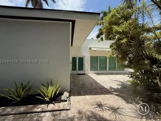 4-bedroom home for rent in Miami - 1047 NE 84th St - MondialRealty