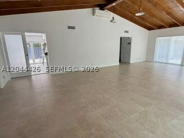 4-bedroom home for rent in Miami - 1047 NE 84th St - MondialRealty