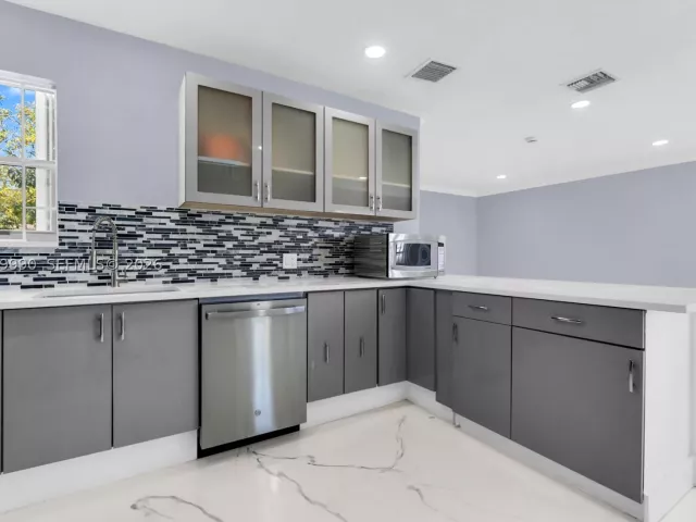 4-bedroom home for rent in Miami Gardens - 1010 NW 196th St - MondialRealty