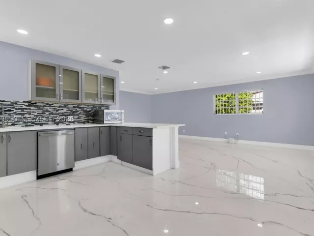 4-bedroom home for rent in Miami Gardens - 1010 NW 196th St - MondialRealty