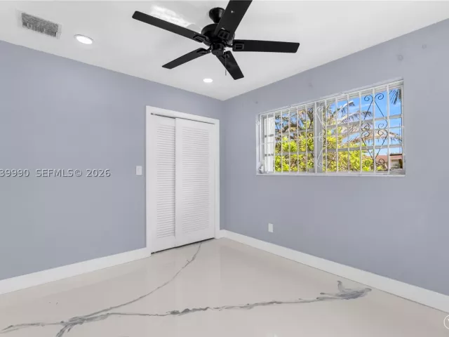 4-bedroom home for rent in Miami Gardens - 1010 NW 196th St - MondialRealty
