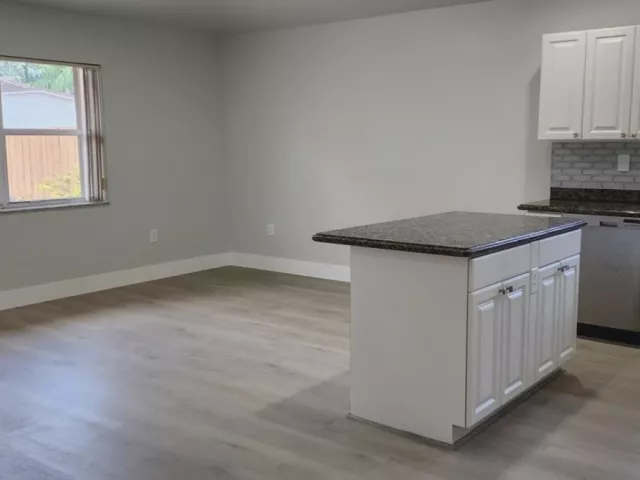 4-bedroom home for sale in Miami - 14817 SW 180th St - MondialRealty