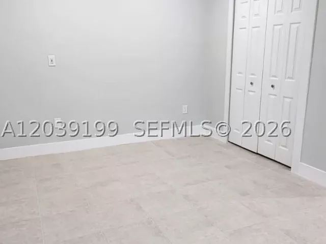 4-bedroom home for sale in Miami - 14817 SW 180th St - MondialRealty