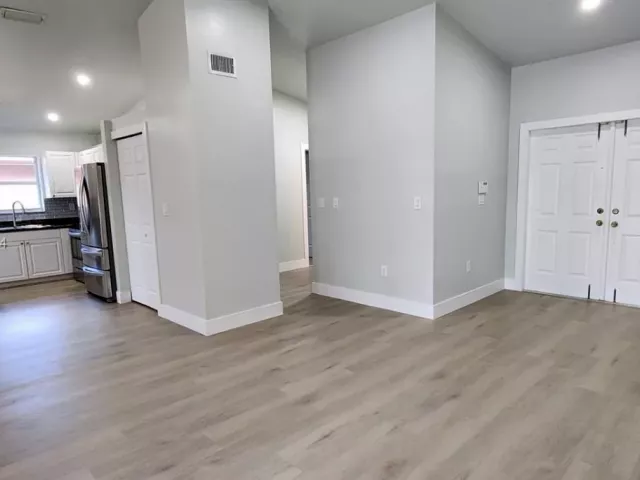 4-bedroom home for sale in Miami - 14817 SW 180th St - MondialRealty