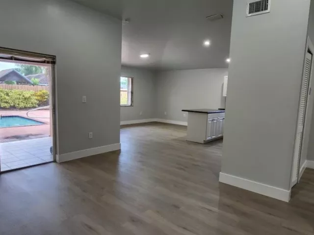 4-bedroom home for sale in Miami - 14817 SW 180th St - MondialRealty
