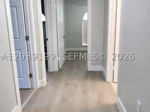 4-bedroom home for sale in Miami - 14817 SW 180th St - MondialRealty