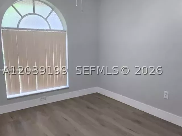 4-bedroom home for sale in Miami - 14817 SW 180th St - MondialRealty