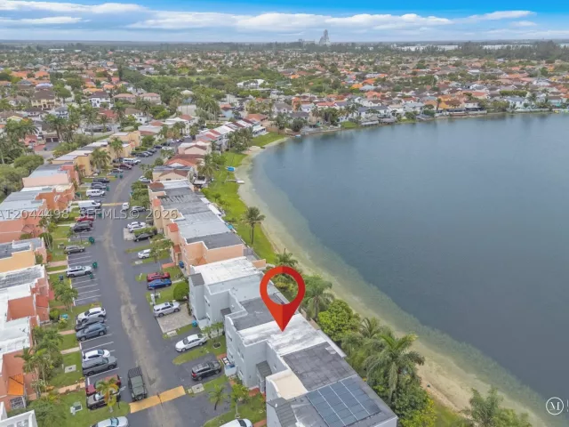 2-bedroom home for sale in Miami - 12427 NW 7th Ln - MondialRealty