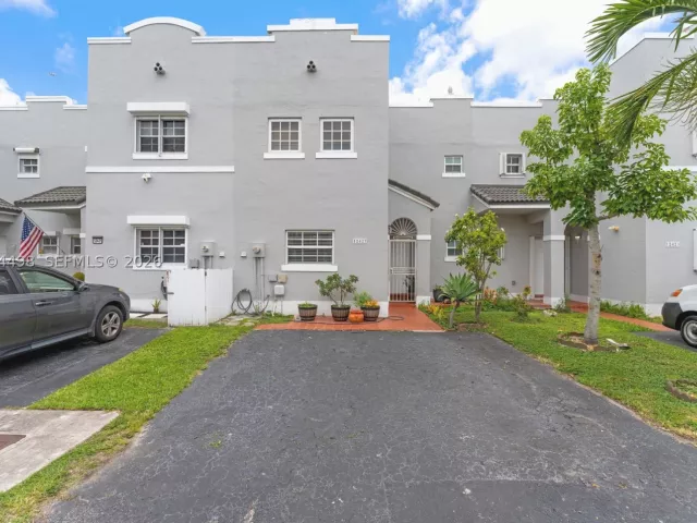 2-bedroom home for sale in Miami - 12427 NW 7th Ln - MondialRealty