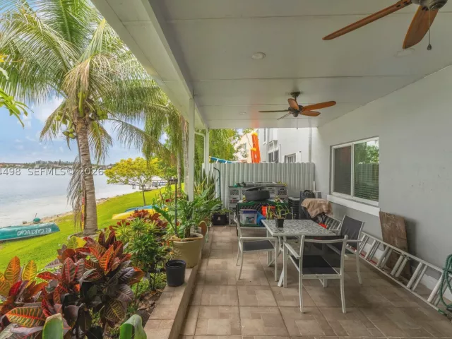 2-bedroom home for sale in Miami - 12427 NW 7th Ln - MondialRealty