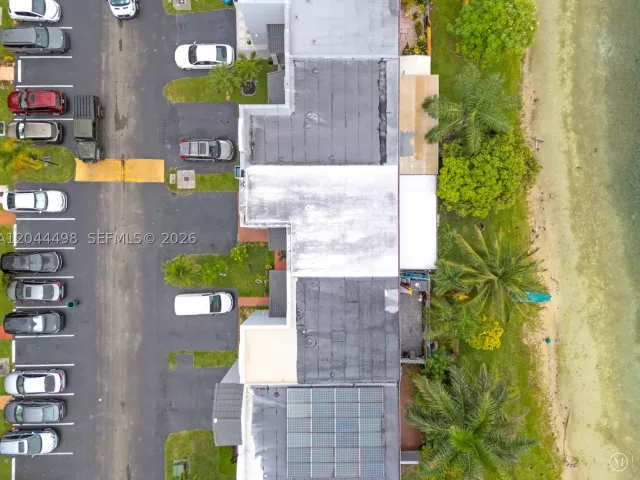 2-bedroom home for sale in Miami - 12427 NW 7th Ln - MondialRealty