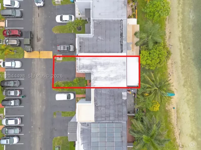 2-bedroom home for sale in Miami - 12427 NW 7th Ln - MondialRealty
