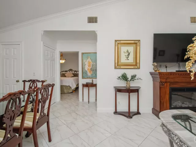 2-bedroom home for rent in Boca Raton - 9708 Erica Court - MondialRealty