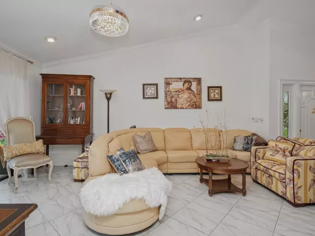 2-bedroom home for rent in Boca Raton - 9708 Erica Court - MondialRealty