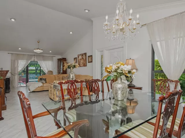 2-bedroom home for rent in Boca Raton - 9708 Erica Court - MondialRealty