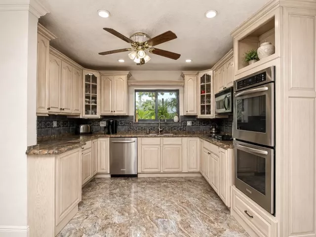 2-bedroom home for rent in Boca Raton - 9708 Erica Court - MondialRealty