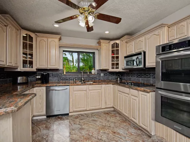 2-bedroom home for rent in Boca Raton - 9708 Erica Court - MondialRealty