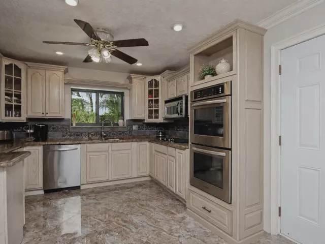 2-bedroom home for rent in Boca Raton - 9708 Erica Court - MondialRealty