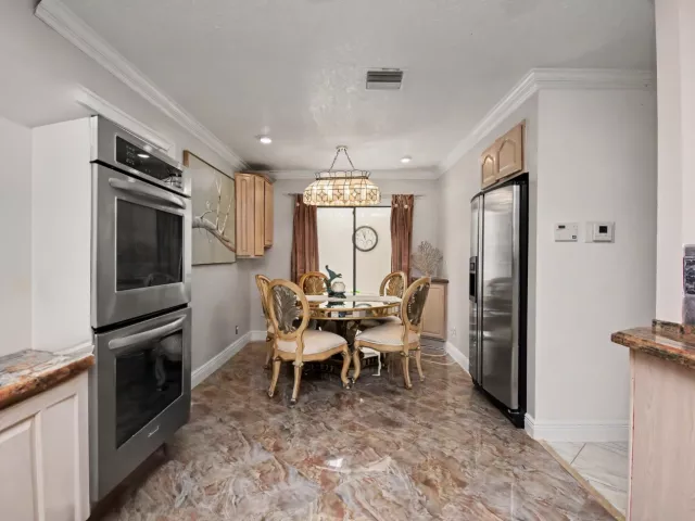 2-bedroom home for rent in Boca Raton - 9708 Erica Court - MondialRealty