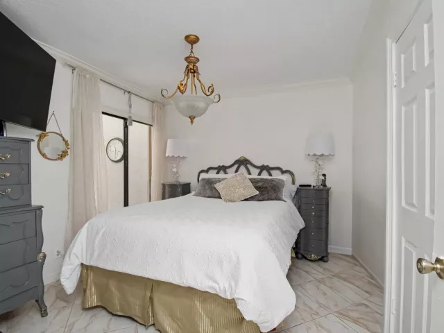 2-bedroom home for rent in Boca Raton - 9708 Erica Court - MondialRealty