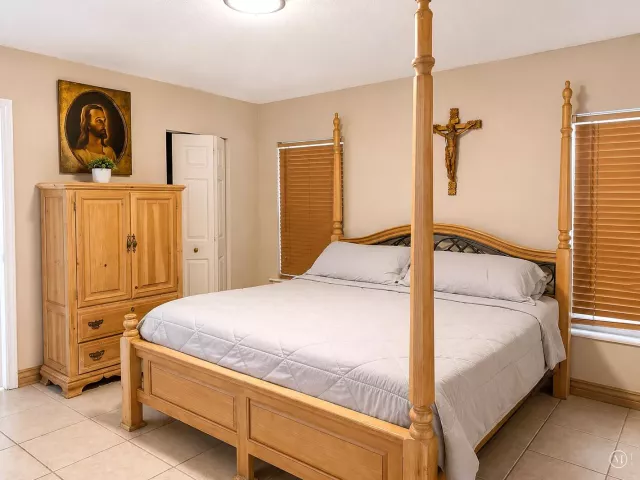 4-bedroom home for sale in Miami - 17202 SW 149th Place - MondialRealty