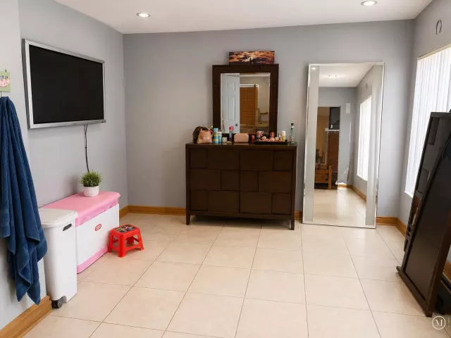 4-bedroom home for sale in Miami - 17202 SW 149th Place - MondialRealty