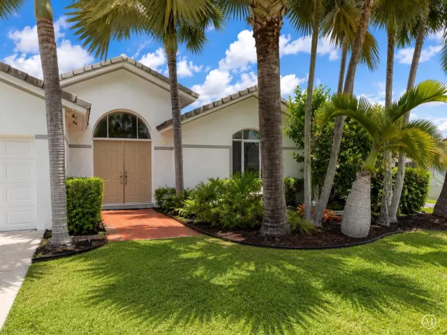 4-bedroom home for sale in Miami - 17202 SW 149th Place - MondialRealty
