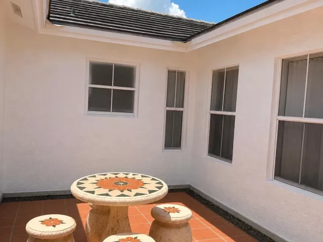 4-bedroom home for sale in Miami - 17202 SW 149th Place - MondialRealty