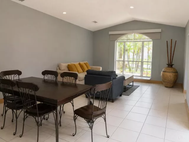 4-bedroom home for sale in Miami - 17202 SW 149th Place - MondialRealty