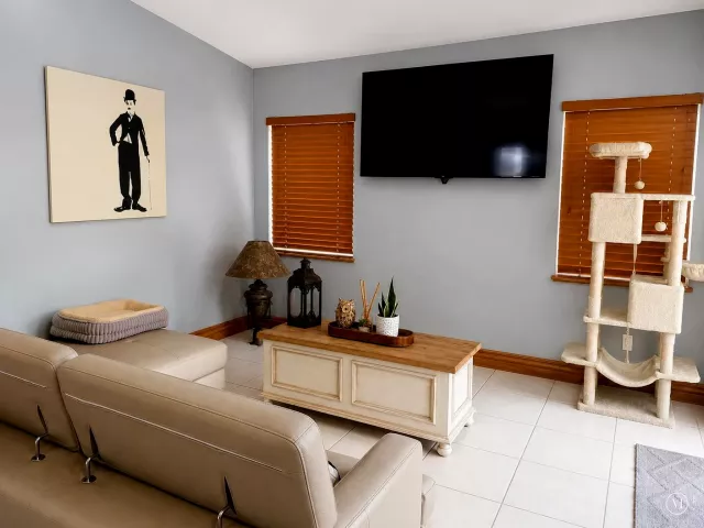 4-bedroom home for sale in Miami - 17202 SW 149th Place - MondialRealty