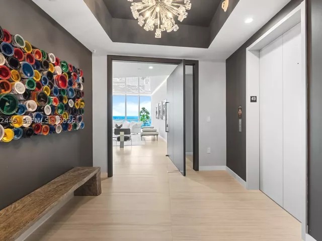 4-bedroom condo for sale in Miami - 851 NE 1st Ave 4912 - MondialRealty