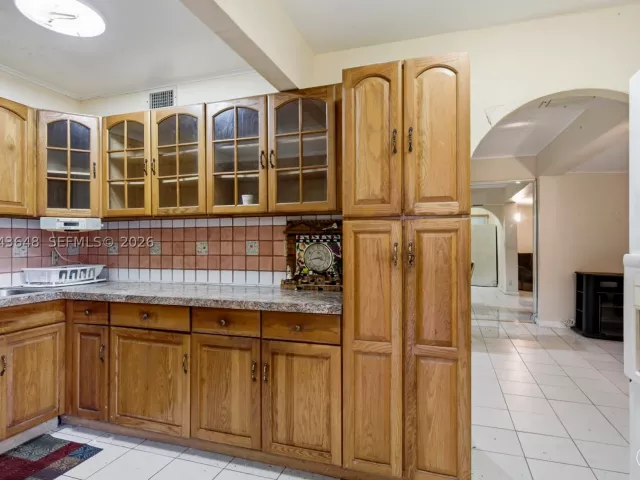 3-bedroom home for sale in Homestead - 15401 SW 240th St - MondialRealty