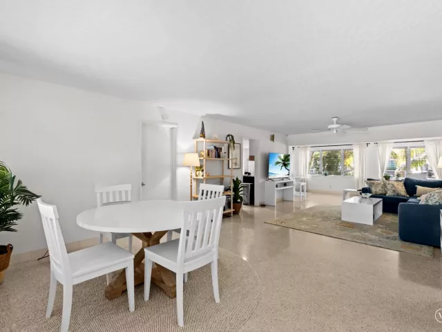 3-bedroom home for rent in Fort Lauderdale - 224 N Gordon Road - MondialRealty