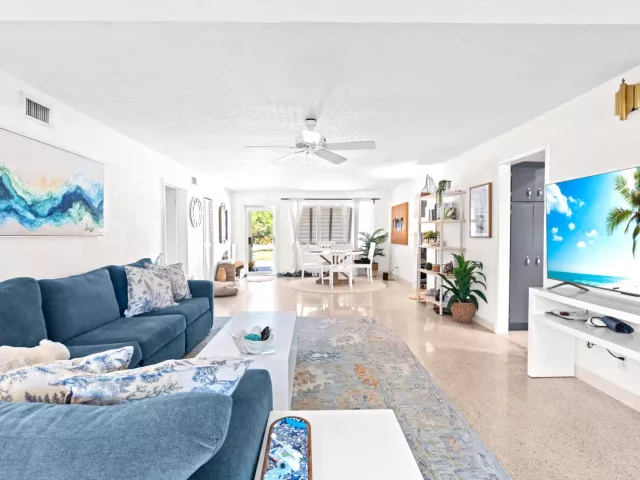 3-bedroom home for rent in Fort Lauderdale - 224 N Gordon Road - MondialRealty