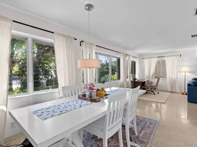 3-bedroom home for rent in Fort Lauderdale - 224 N Gordon Road - MondialRealty